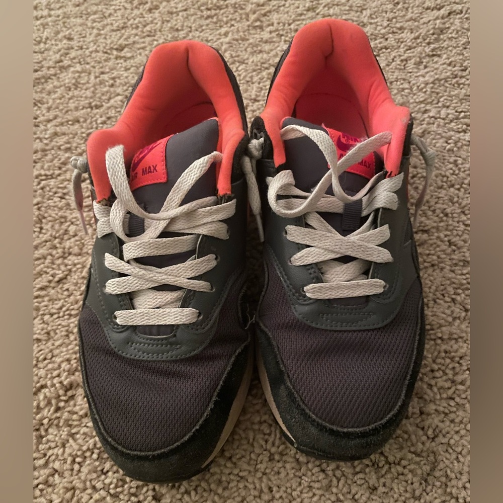 Vintage Nike Air Max Sneakers! 👟 💓